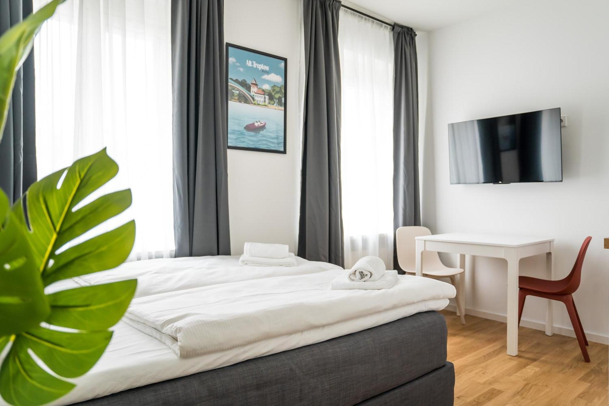 Homaris Apartments Schlueterstrasse Berlin Bagian luar foto
