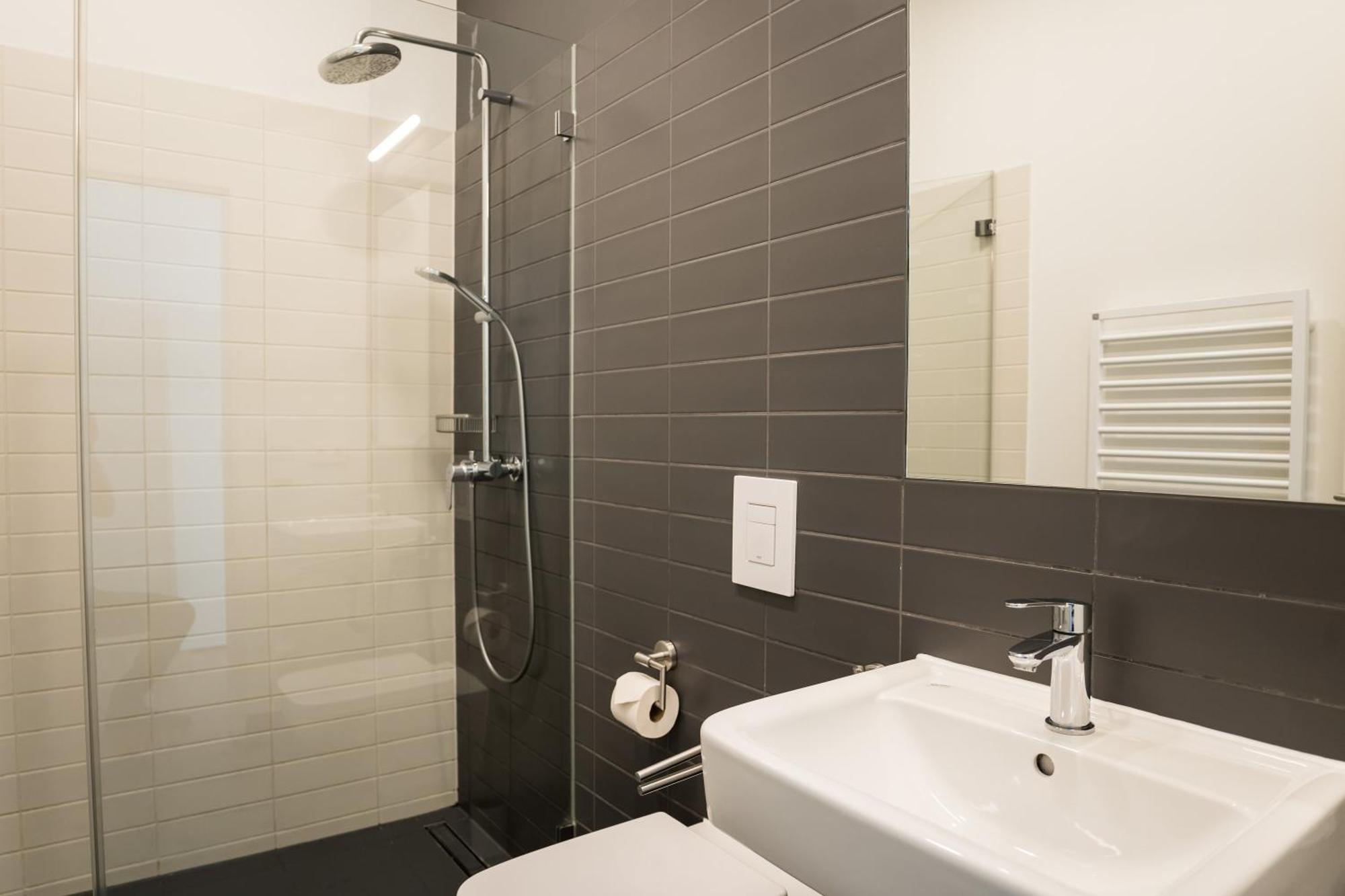 Homaris Apartments Schlueterstrasse Berlin Bagian luar foto
