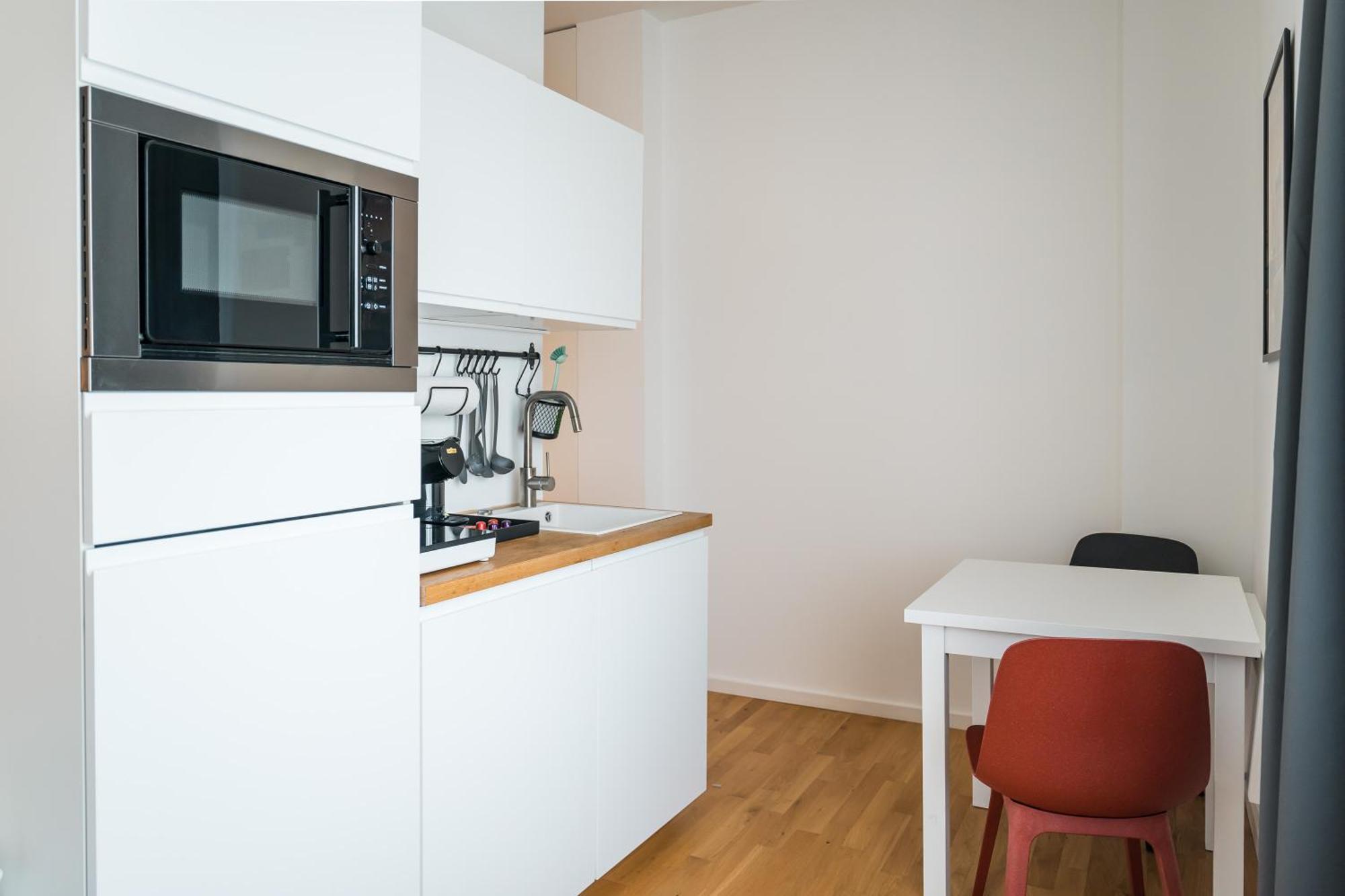 Homaris Apartments Schlueterstrasse Berlin Bagian luar foto