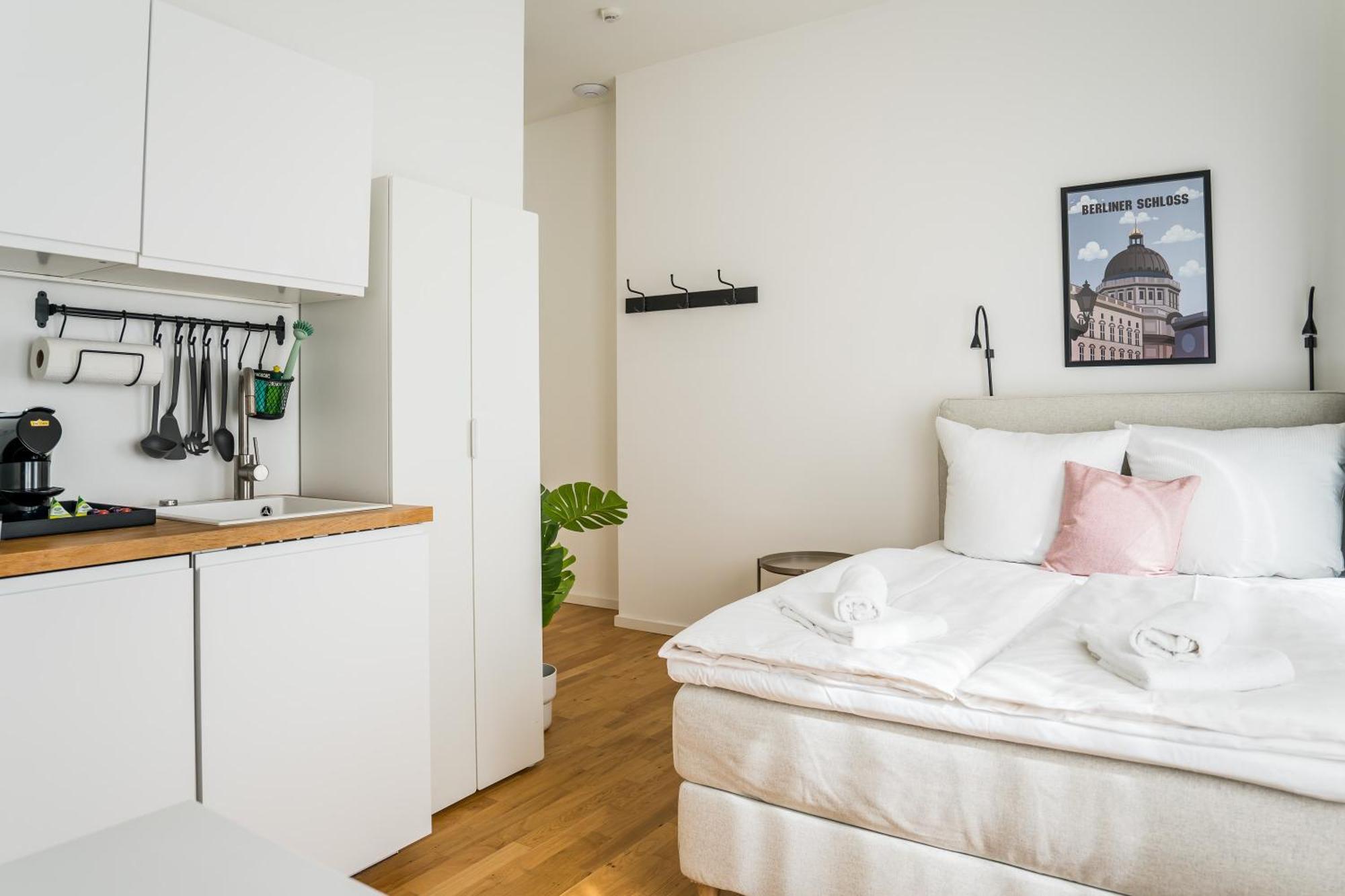 Homaris Apartments Schlueterstrasse Berlin Bagian luar foto